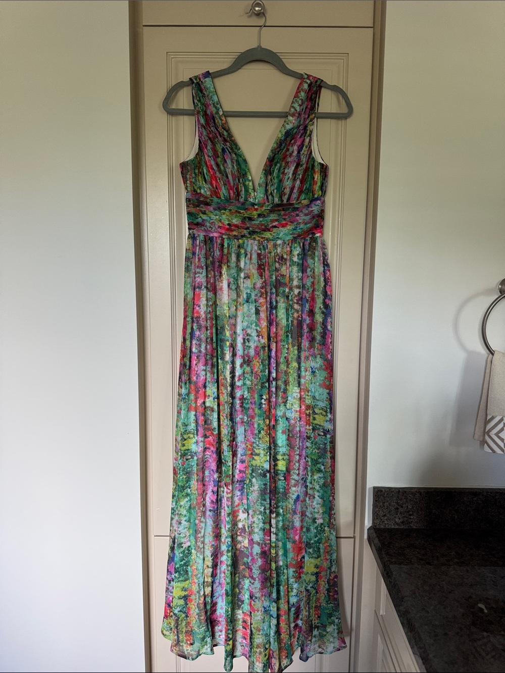 Aidan Mattox Green-Pink Floral V-Neck Maxi Dress